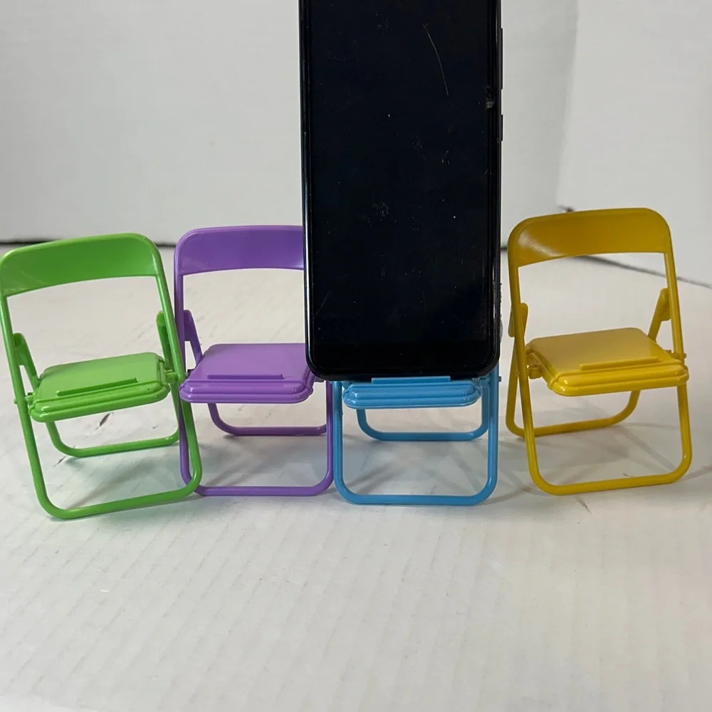 Colorful Phone Holder Clips Set